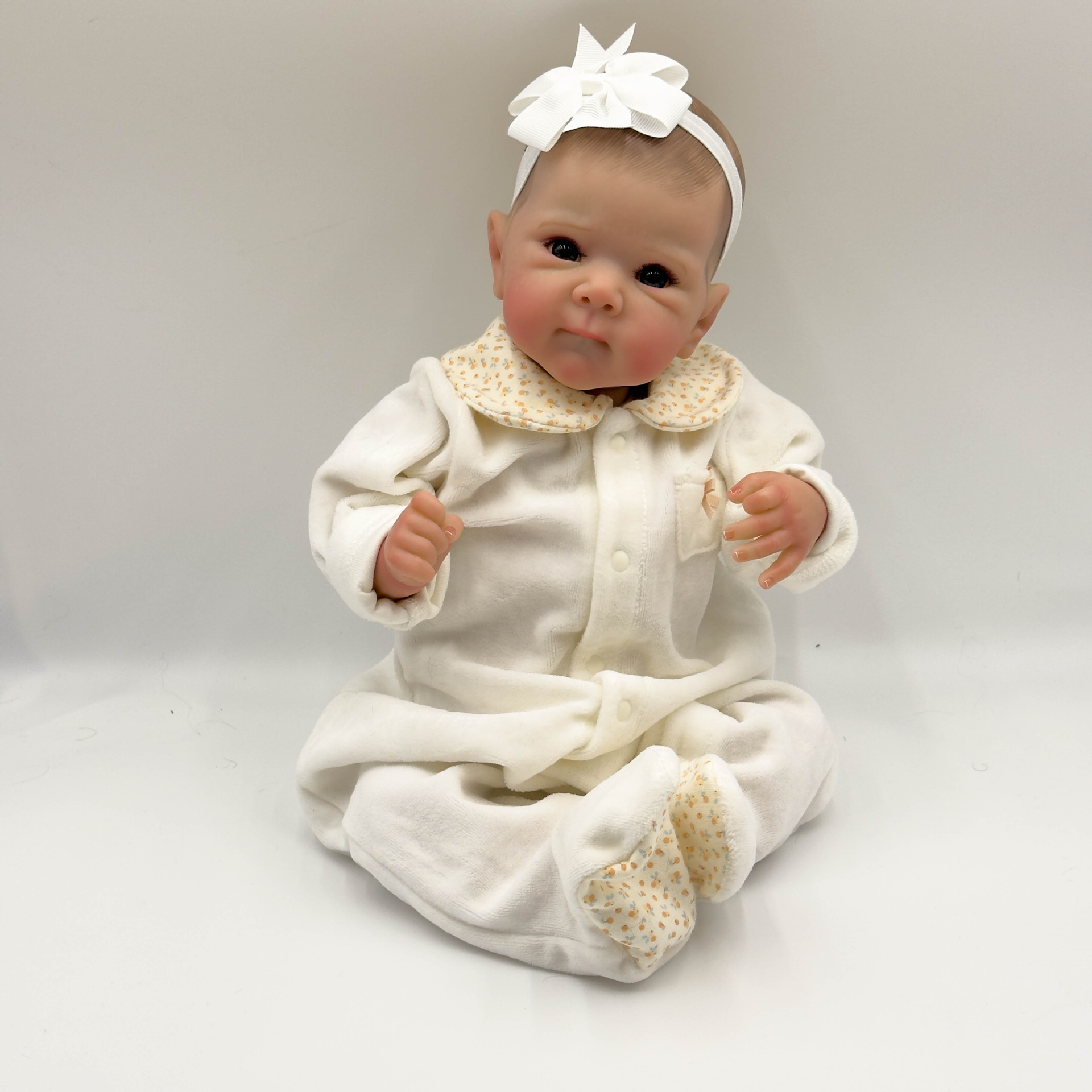 Bettie Newborn Baby Size Girl  - Reborn Baby Doll Silicone Realistic 评论和价格